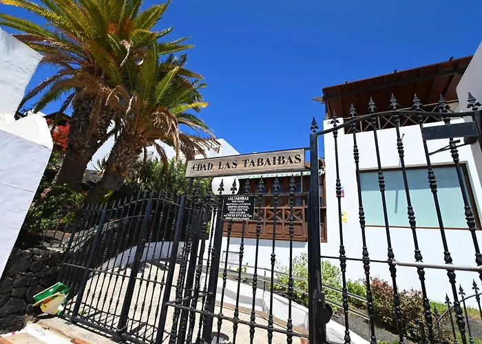 Tabaiba Place * Tías